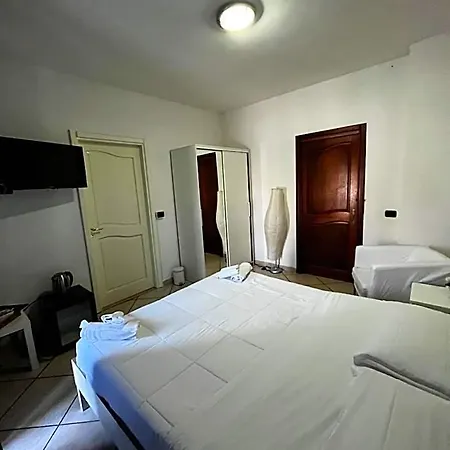 Oda ve Kahvaltı Nunzia Portici