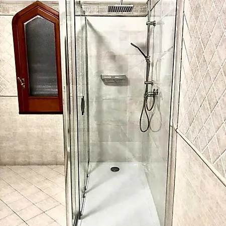 Nunzia 4*